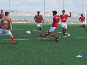 Acampamentos de futebol do Benfica Elite Training